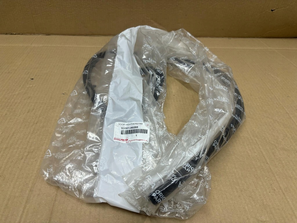 фото №1, Прокладка дверь раздвижных нижняя toyota proace su001-a6268