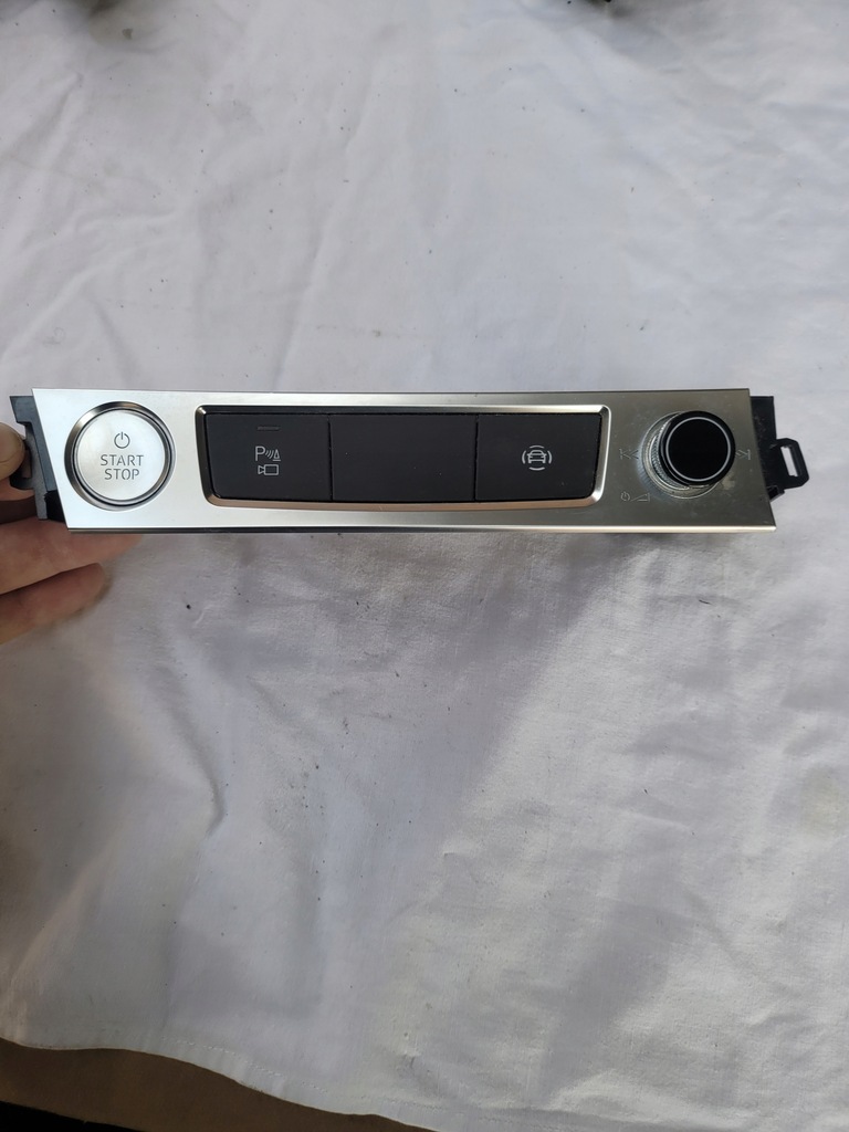 фото №1, Панель переключателей audi e-tron 4n0959673b