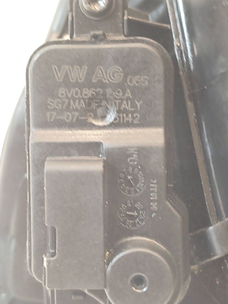 Крышка заливной топлива vw touran 3 5ta 5ta809857e Доставка