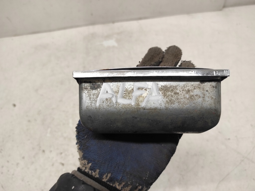 фото №5, Alfa romeo giulia gt junior 63- попільничка