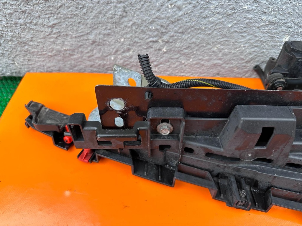 фото №3, Opel insignia a z41c pas передний верхний оригинал