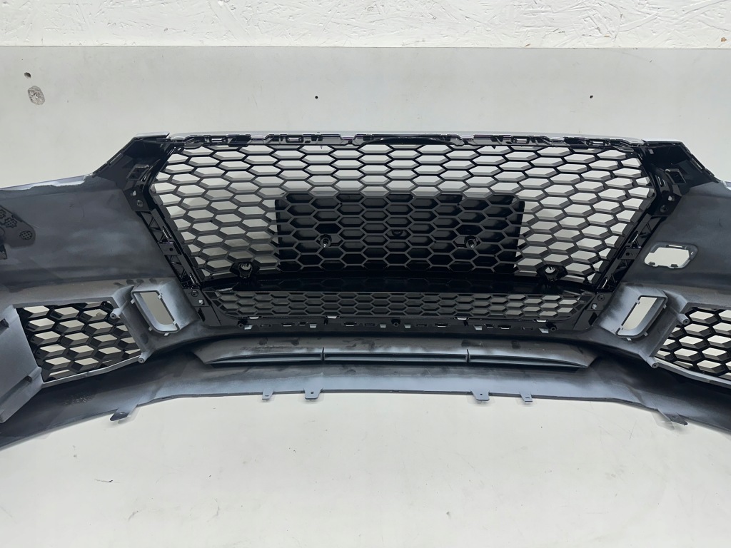 Бампер передний перед audi a4 8w rs look 4xpdc Оригинал