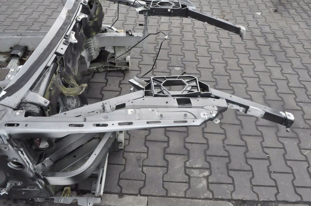 фото №6, Ferrari california чверть лонжерон права перед