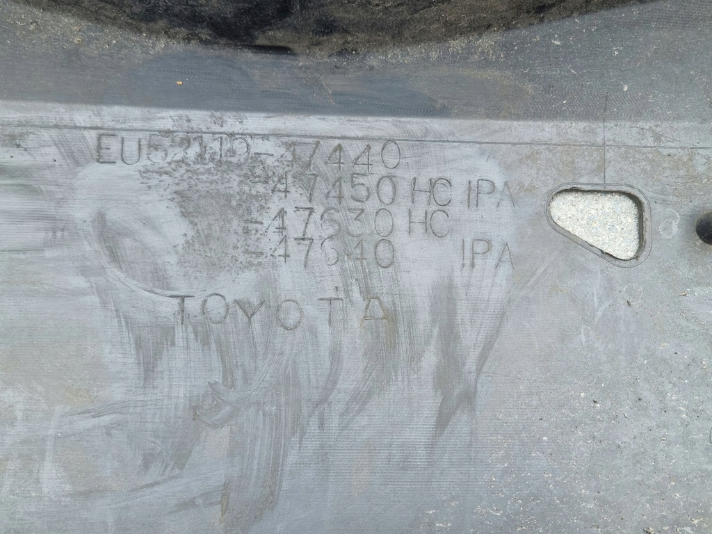 фото №14, Toyota prius plus бампер передній перед