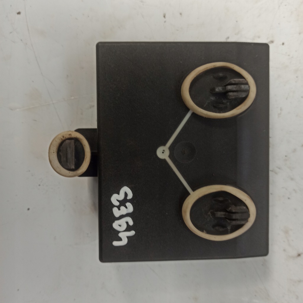 фото №10, Audi a4 b8 модуль блок управления дверь 8k0959795c