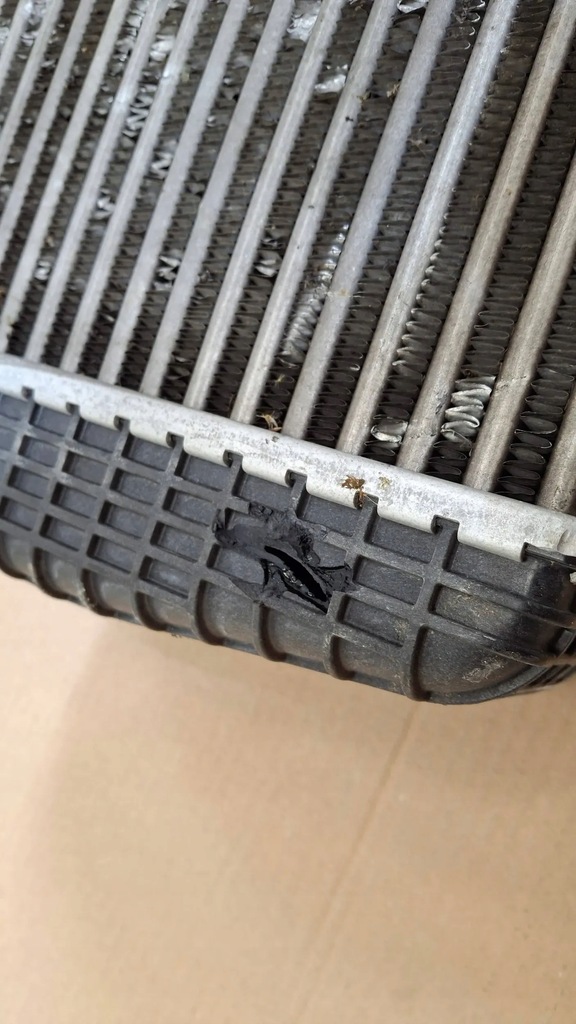 фото №9, Радиатор интеркулер maserati ghibli levante quatroporte 670109550