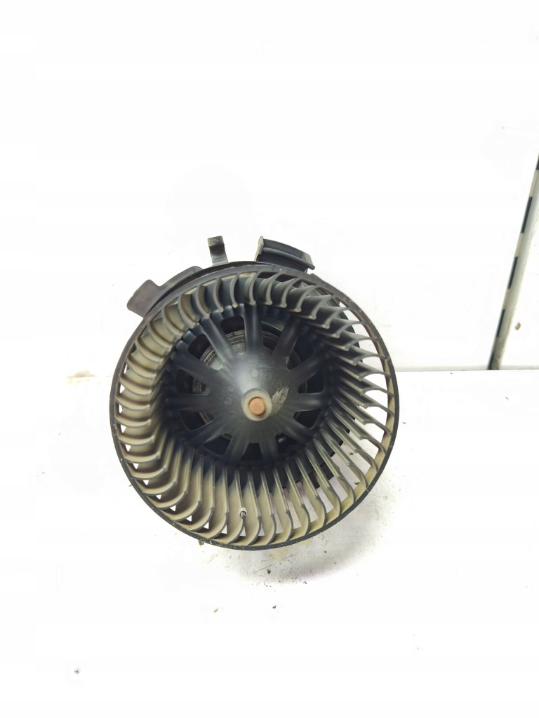 фото №1, Повітродувка вентилятор обдув салону behr 1.4 8v kfw peugeot 206 lift 05-09