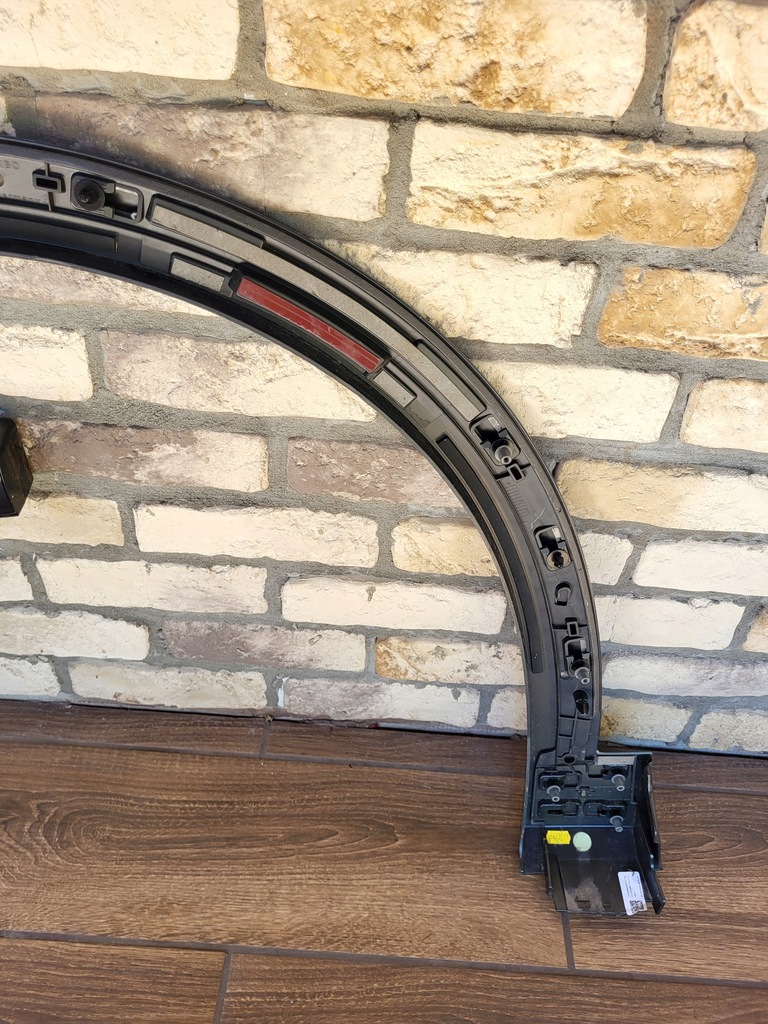 фото №13, Молдинг крыла правый перед audi e-tron 4ke853718f