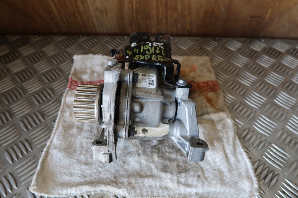 фото №4, Насос впрыскная renault express 1.5 dci 167003606r