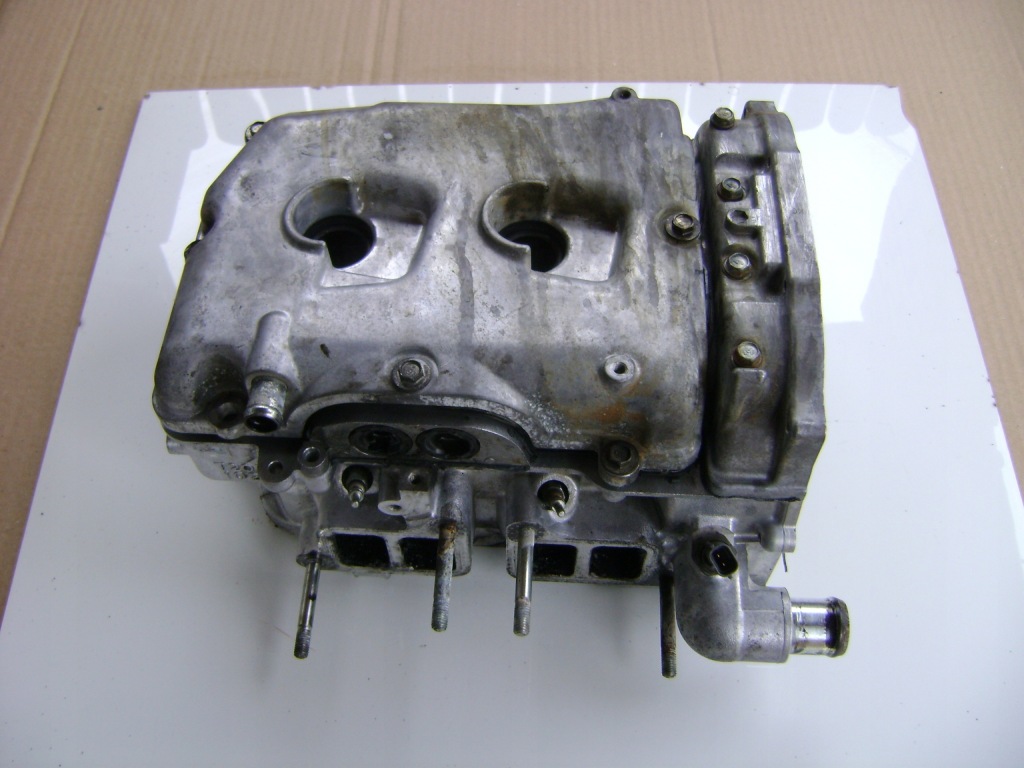 фото №1, Головка t20dlh102 subaru forester 2.0d kpl.