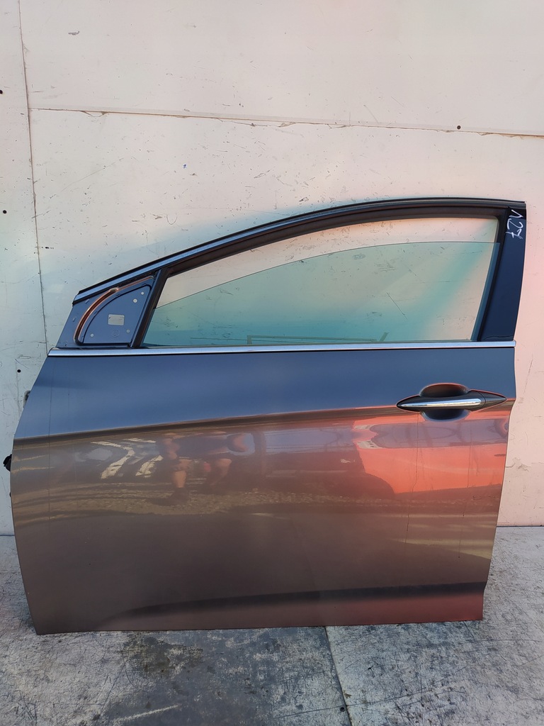 фото №1, Hyundai i40 дверь левый перед передние