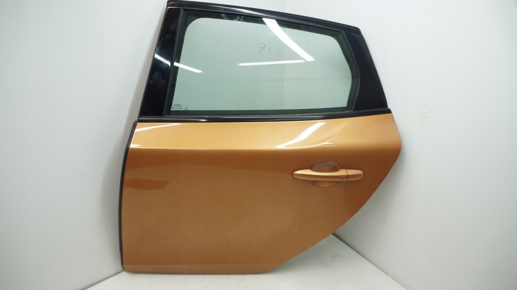 фото №1, Volvo v40 ii cc двері лівий задня ліва задні 704-16