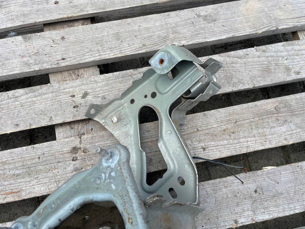 фото №2, Ford c-max mk2 лонжерон правая четверть перед