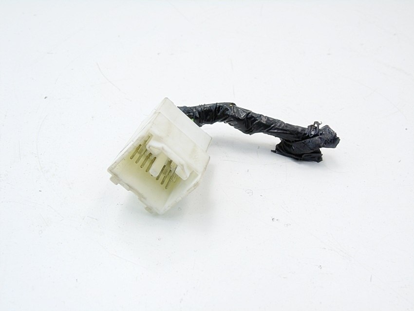 фото №1, Штекер колодка toyota avensis t25 corolla yaris verso rav 4 celica