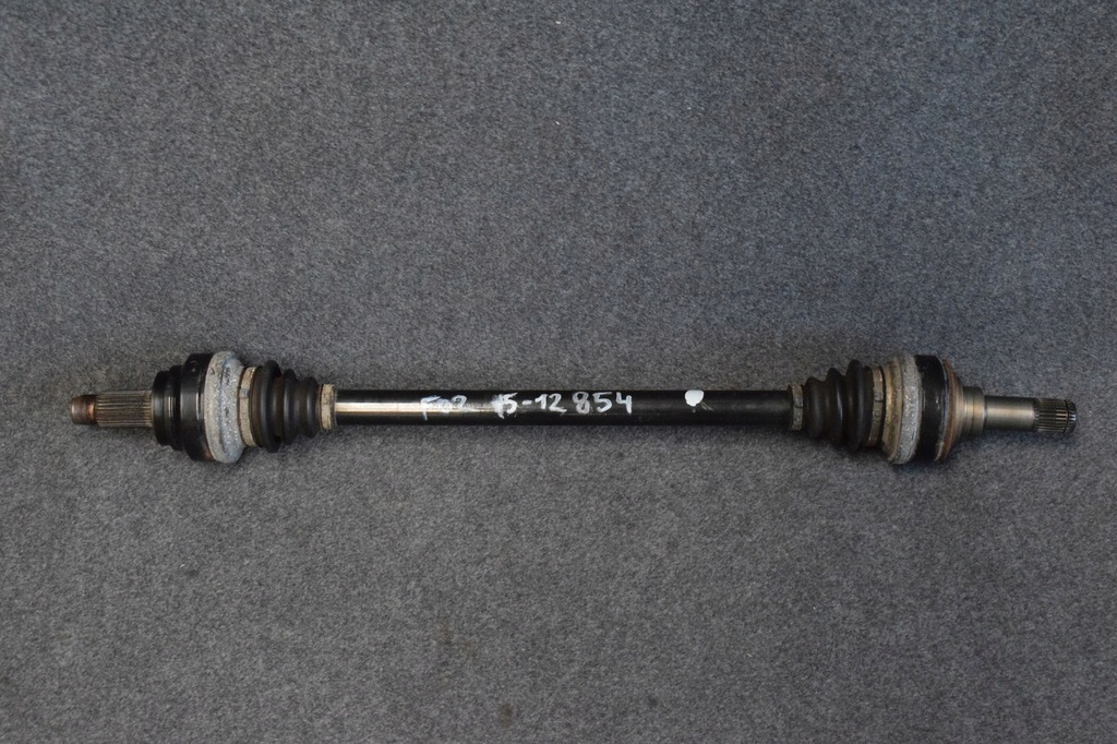 фото №1, Привідний вал права задня задня bmw 7 f01 f02 7601896 hybr