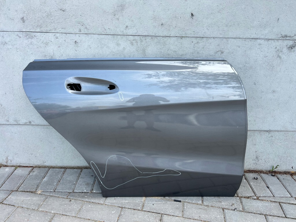 Купить Дверь mercedes cla w117 117 задняя правая  задняя правое