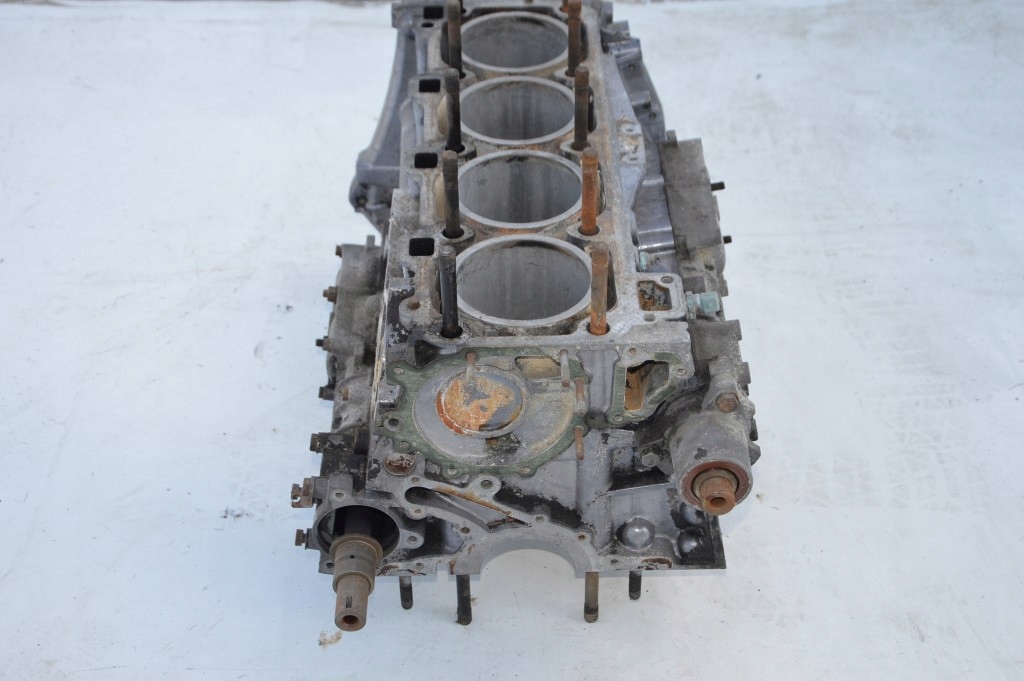 фото №8, Porsche 944 2.5 блок двигателя 9441011019r