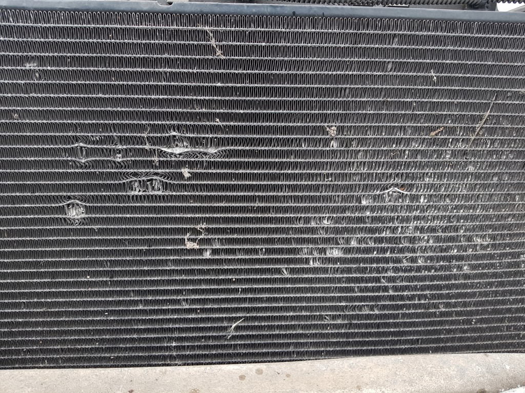 Audi a4 b8 рестайлинг  11-15r 2.0 tdi ремень передний радиатор вентиляторы механическая коробка передач в Украине