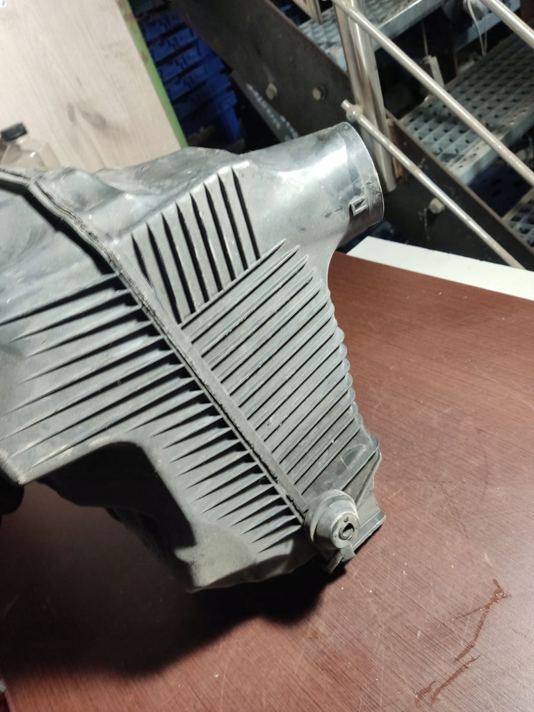 фото №5, Renault megane ii 8200166612 корпус фильтра воздуха