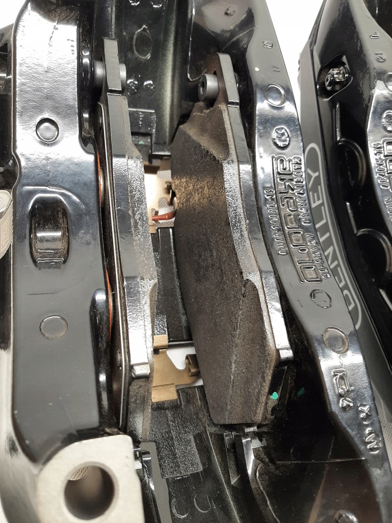 фото №11, Bentley bentayga супорти гальмівні комплект перед