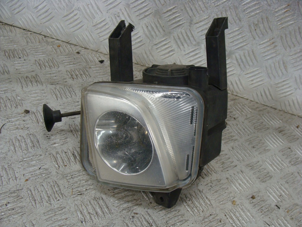 фото №1, Opel meriva a противотуманная фара правый 93321059
