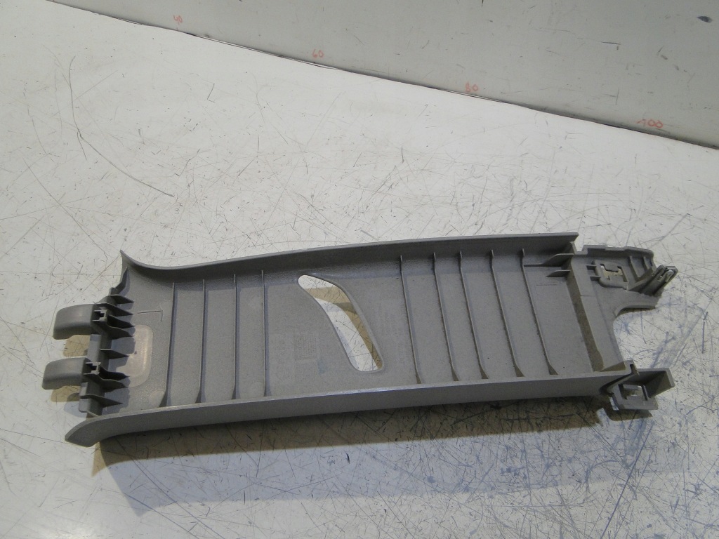 Opel adam накладка стійка поперечина правий 13351929 Зі Шроту