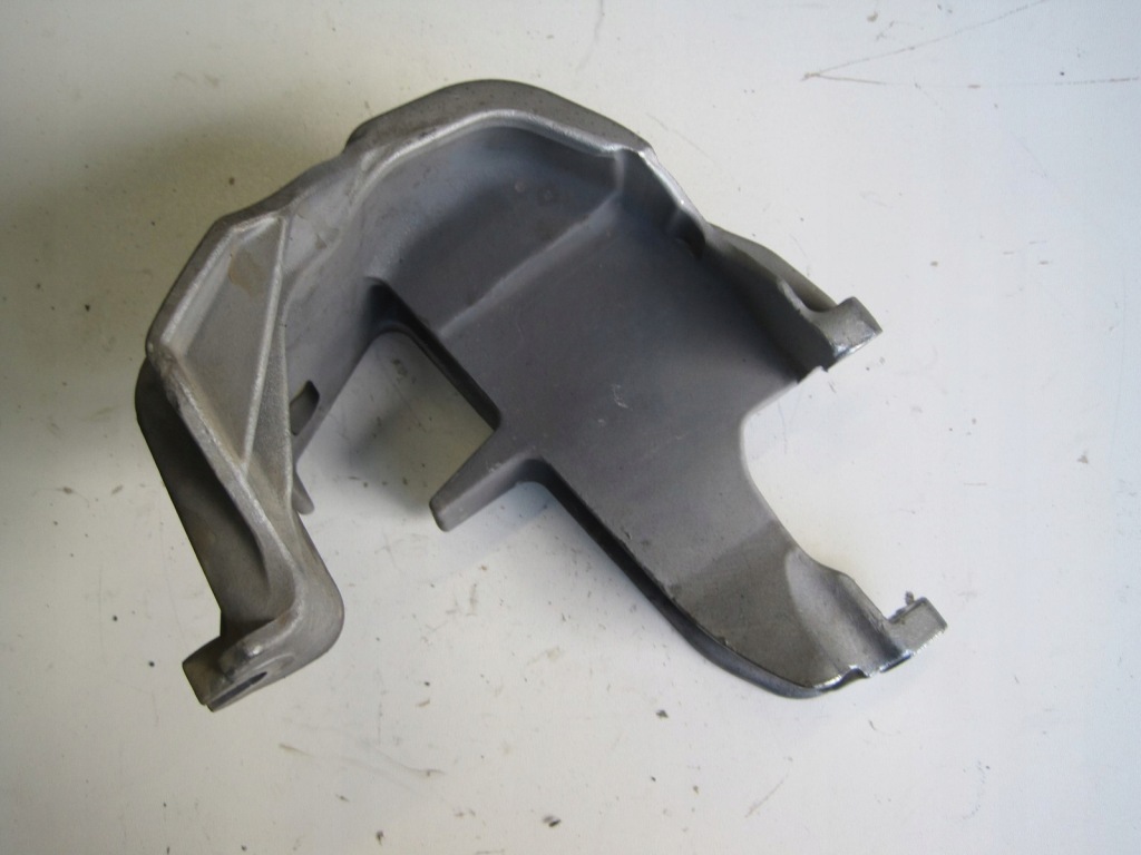 фото №1, Кронштейн maserati grecale 2,0hyb 670221109