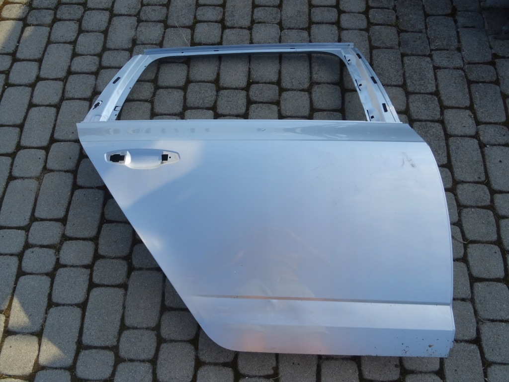 Купить Skoda octavia iii kombi дверь задние правое серебристые