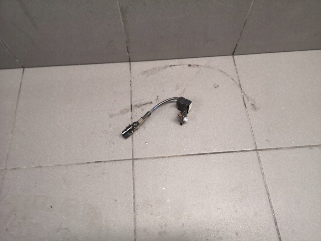 фото №1, Датчик амортизатора задняя audi a8 d3 4e0616575l