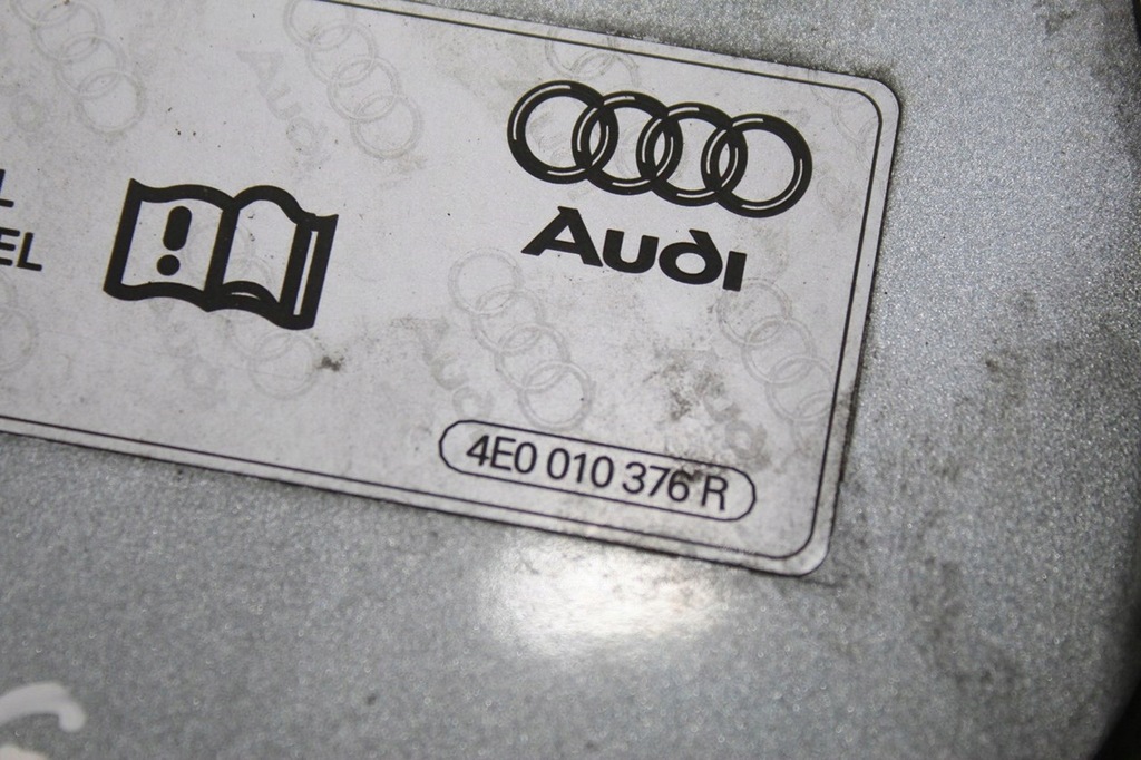 фото №7, Кришка заливної пального a4 b7 ly7g 4e0010376r