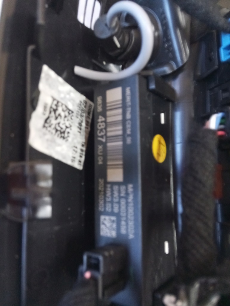 фото №6, Лампа потолочный peugeot 308 t10 9814757480