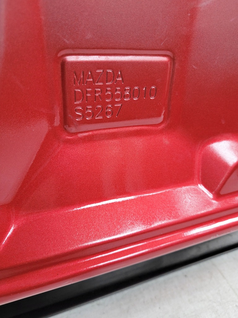 Дверь правое  перед / задняя mazda cx-30 2019- Цена