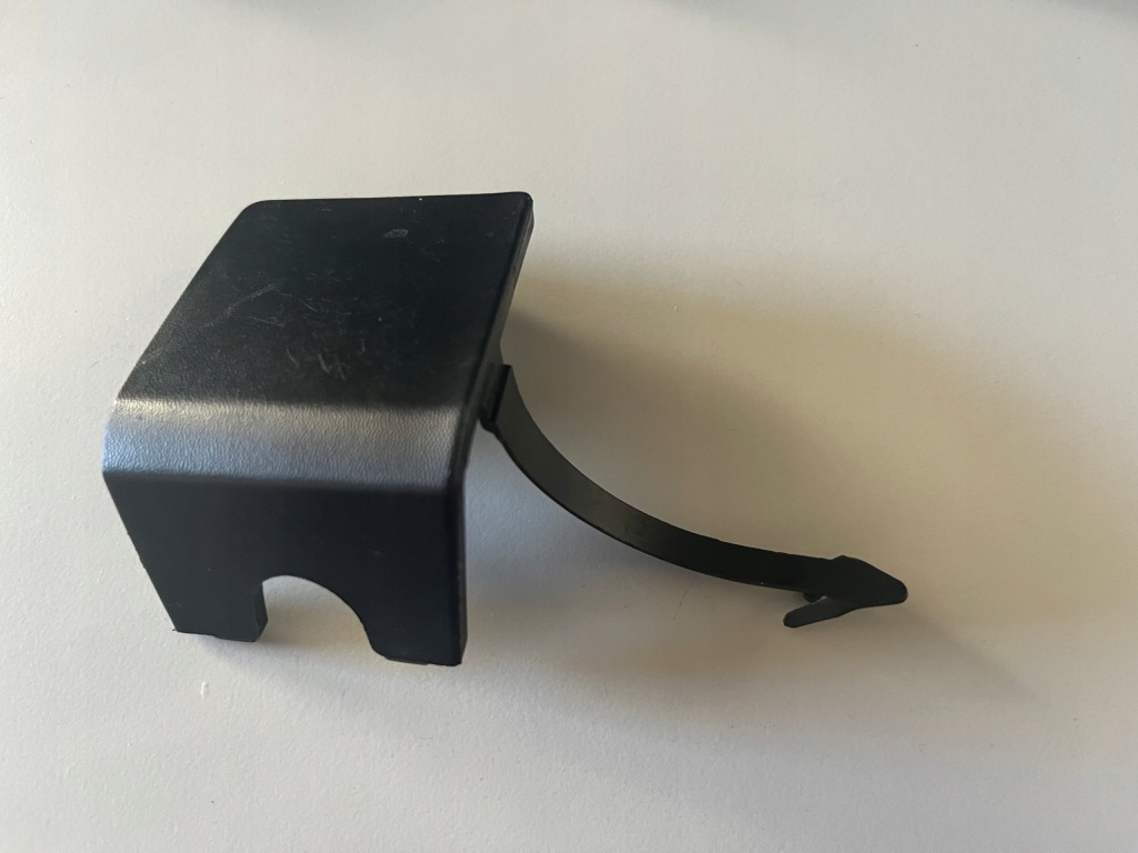 фото №1, Оригінальна заглушка фаркоп бампера перед передній partner ii berlingo iii