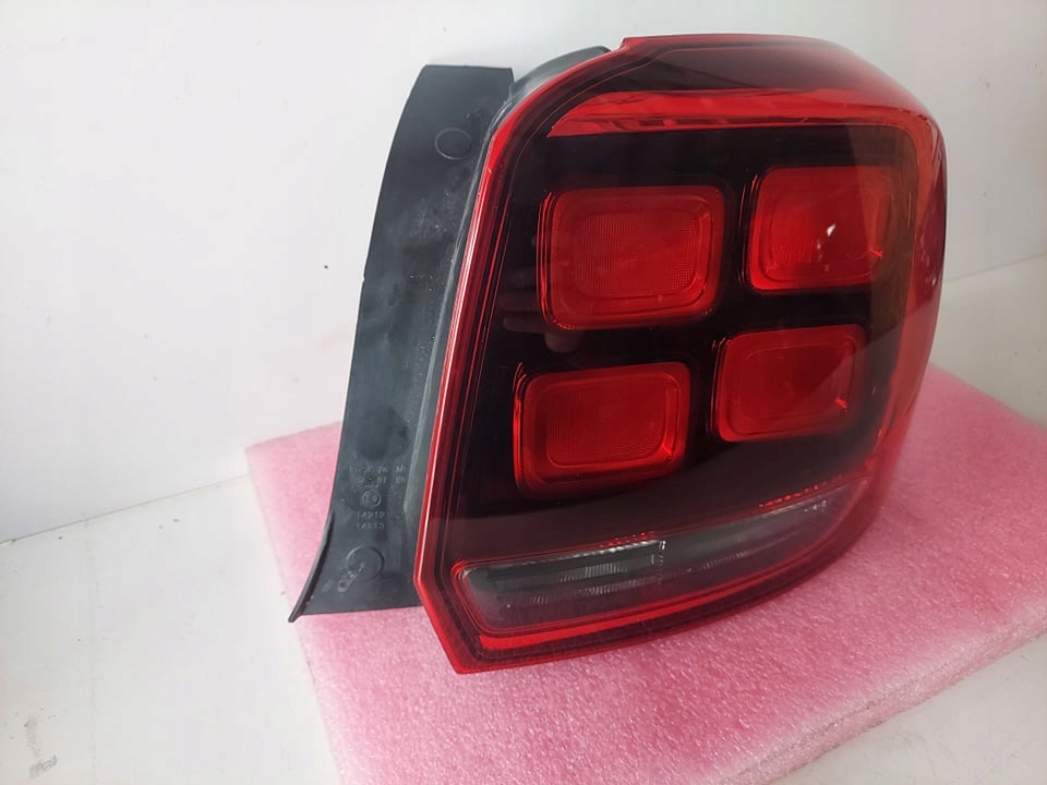 фото №2, Dacia оригинальный номер 265506147r лампа задняя комбинированная