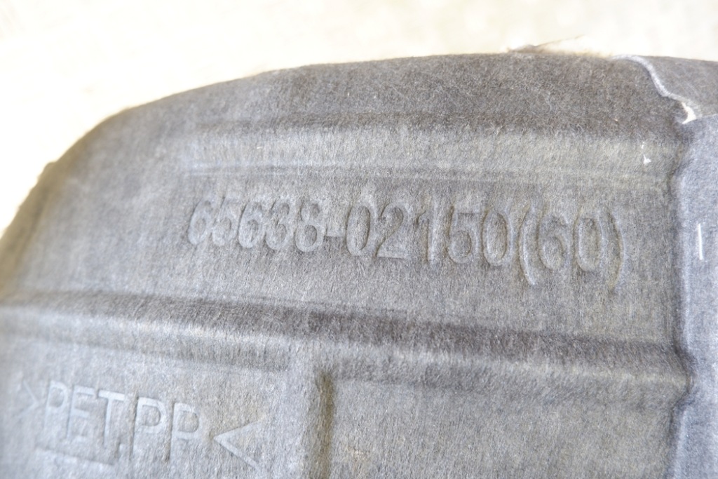 фото №9, Подкрылок левая задние toyota corolla хэтчбек _e21_ 6563802150 1.8l hybrid