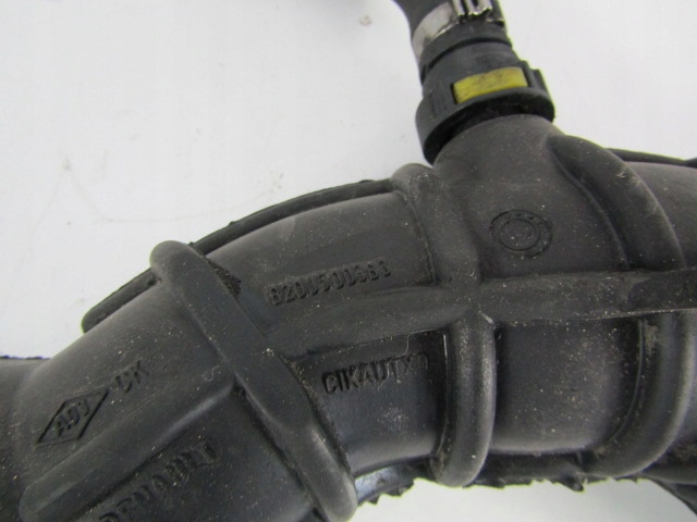 фото №8, Nissan note i e11 шланг повітря 1.5dci 86km k9k276 8200500383