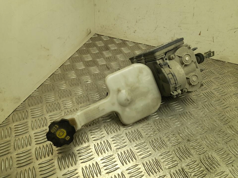 Купить Насос тормозная tesla model x 2019 104552300c