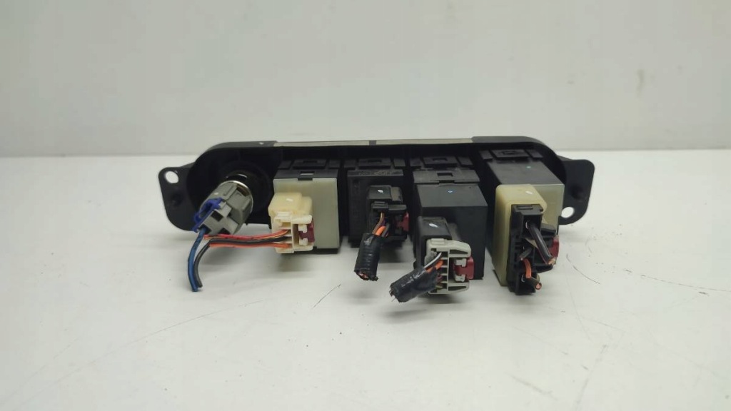 фото №4, Перемикач прикурювач pt criuser 04671622af