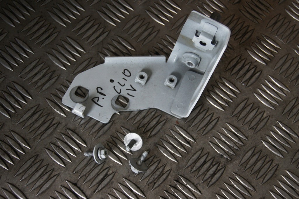 фото №1, Кронштейн поперечина правый перед clio iv