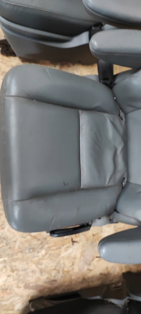 фото №5, Chrysler voyager iii сиденья drugi ряд полукожа