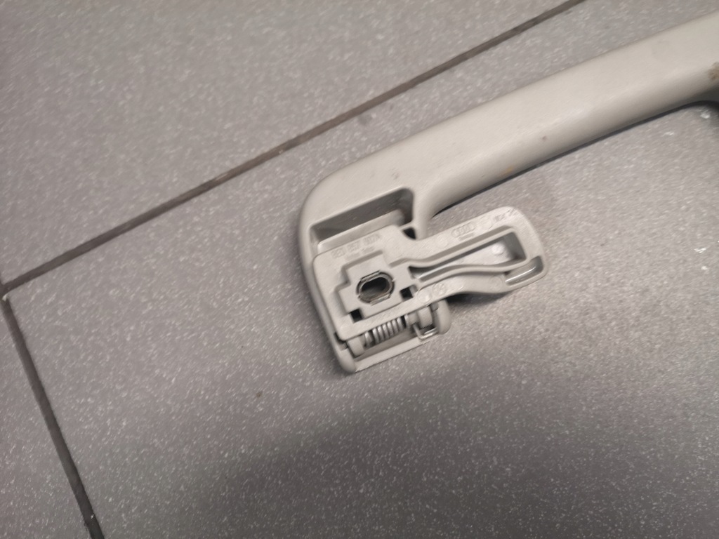 фото №7, Ручка потолочный левая audi a4 b6 8e0857607a