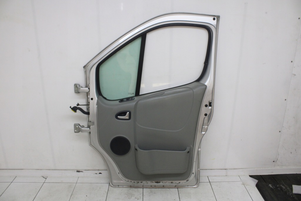 фото №5, Vivaro trafic primastar i a 2001r- дверь правое правый перед передние z157