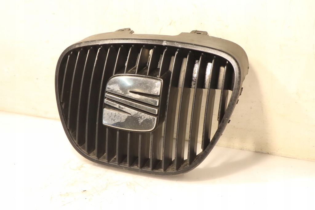 фото №4, Решётка радиатора решётка радиатора seat ibiza iii 6l