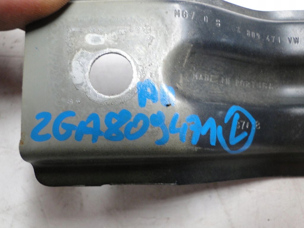 фото №5, Кронштейн кронштейн крила vw t-roc 2ga 2ga809471