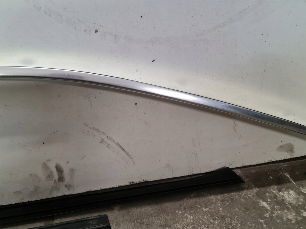 фото №6, Молдинг хром дахова a8 d2 long права 4d4853704b