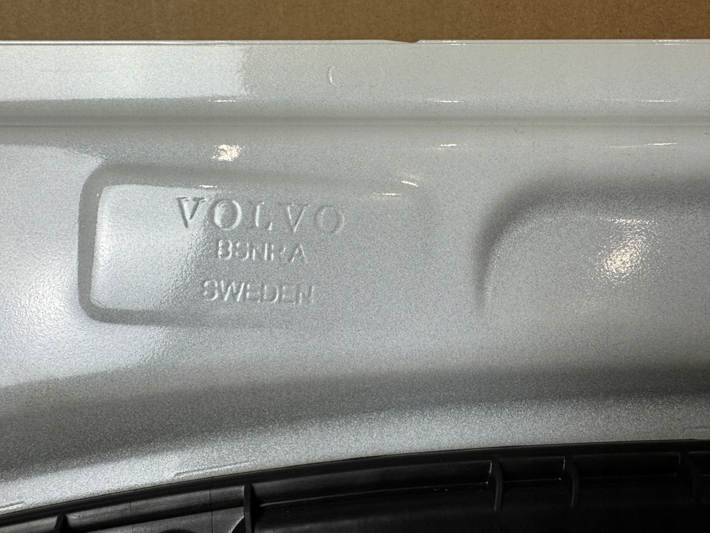 фото №9, Volvo v60 ii 2019- дверь правое задняя задние 2020 оригинальный номер 32404343 70700