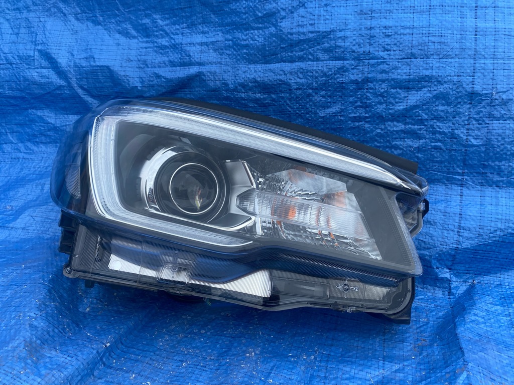 фото №1, Subaru forester v 18- лампа правая передняя правый перед led 100-6040j