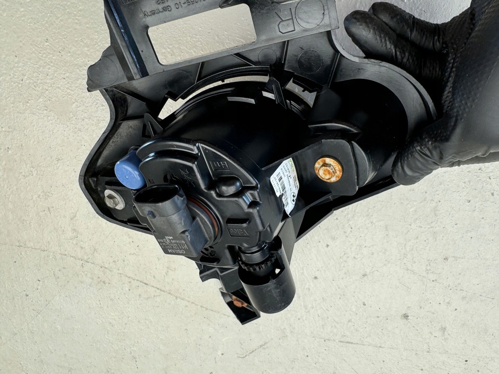 фото №12, Bmw 1 i e87 04-11r кронштейн рамка протитуманна фара правий перед 5111-7118152