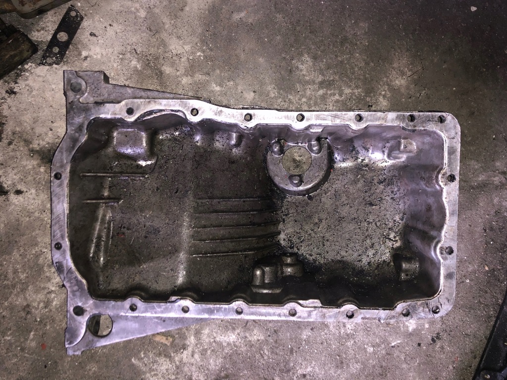 фото №1, Поддон масляная vw audi 1.9 2.0 tdi m49