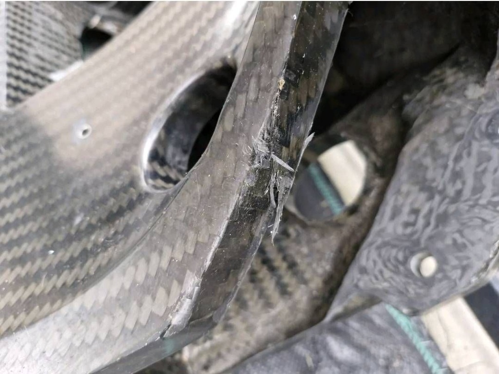 фото №10, Підрамник передні bugatti chiron 90001376